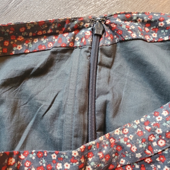 American Eagle Strapless Floral Dress, Size 4 - Picture 3 of 9